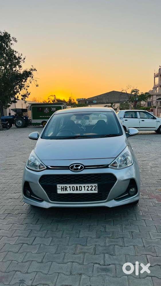 Hyundai Grand I10 2017 Petrol 75000 Km Driven