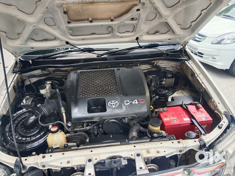 Toyota Fortuner 3.0 4x4 Manual, 2011, Diesel