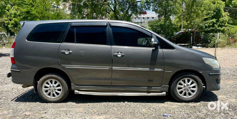 Toyota Innova 2.5 V 7 Str, 2012, Diesel