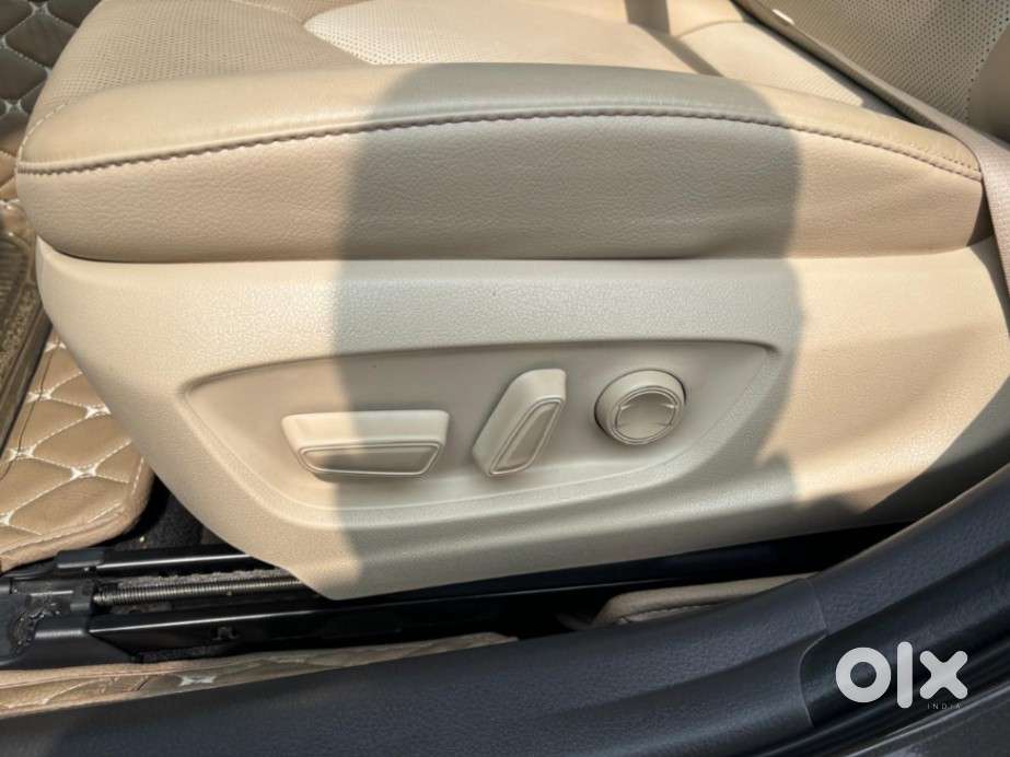 Toyota Camry, 2020, Petrol