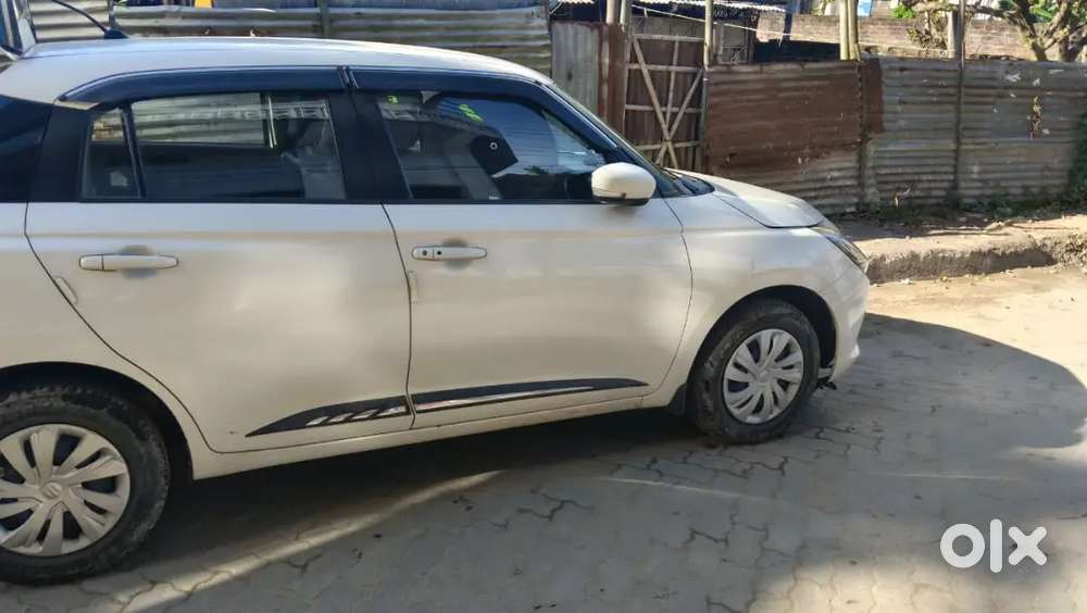 Maruti Suzuki Swift Vxi 2024