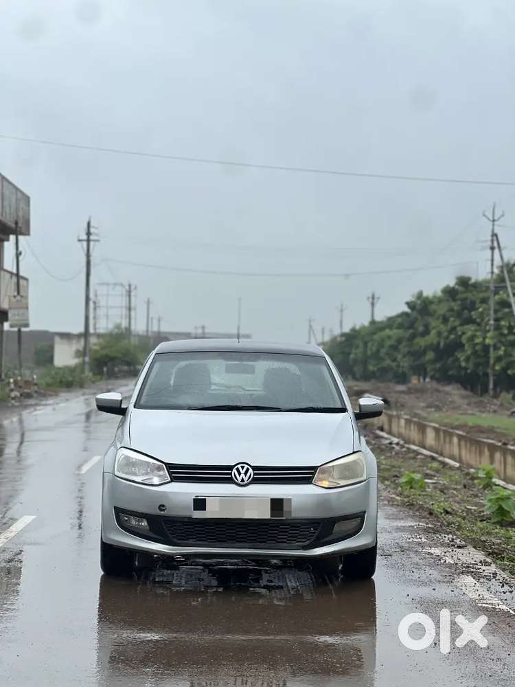 Volkswagen Polo 2013 Car