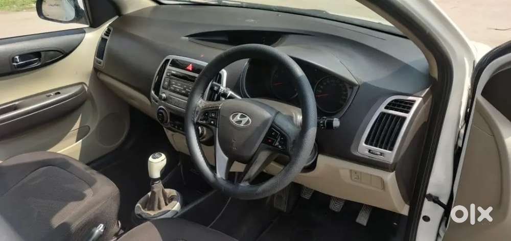 Hyundai I20 Sportz 2012