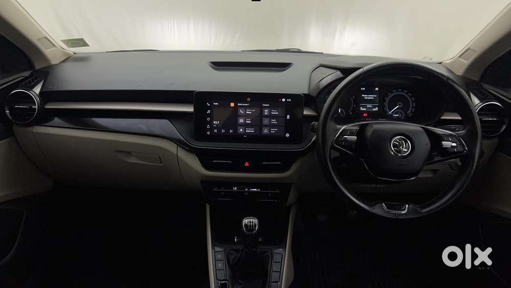 Skoda Slavia Ambition 1.0l Tsi Mt, 2022, Petrol