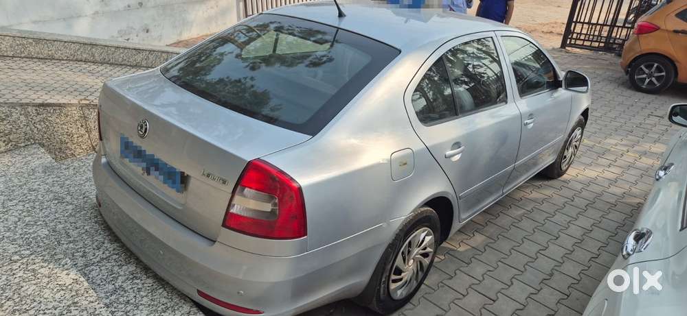 Skoda Laura 1.8 Tsi Active, 2011, Petrol