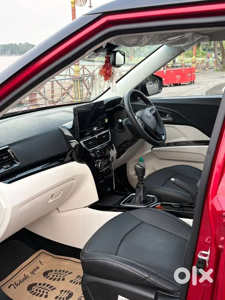 Mahindra Xuv 3xo Revx 2026