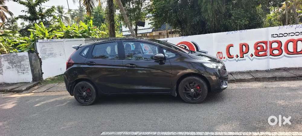 Honda Jazz 2015 Petrol 97000 Km Driven