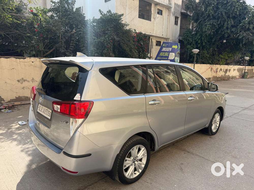 Toyota Innova Crysta Zx 2.4 Diesel 7 Seater, 2018