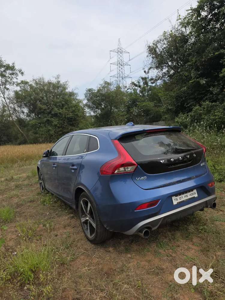 Volvo V40 Rdesign - Rarest Color - Fancy Number