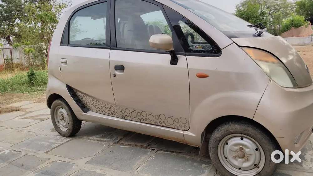 जिसे खरीदना हो वही मैसेज करें