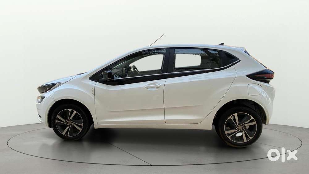 Tata Altroz Xz, 2022, Petrol