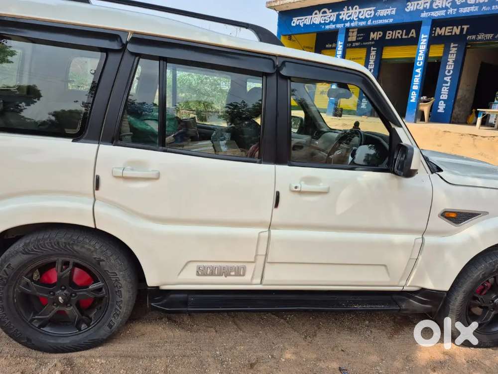 Mahindra Scorpio Diesel 2016