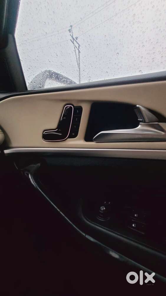 Mahindra Xuv700 2.2 Ax 7 Diesel Mt Str, 2024, Diesel