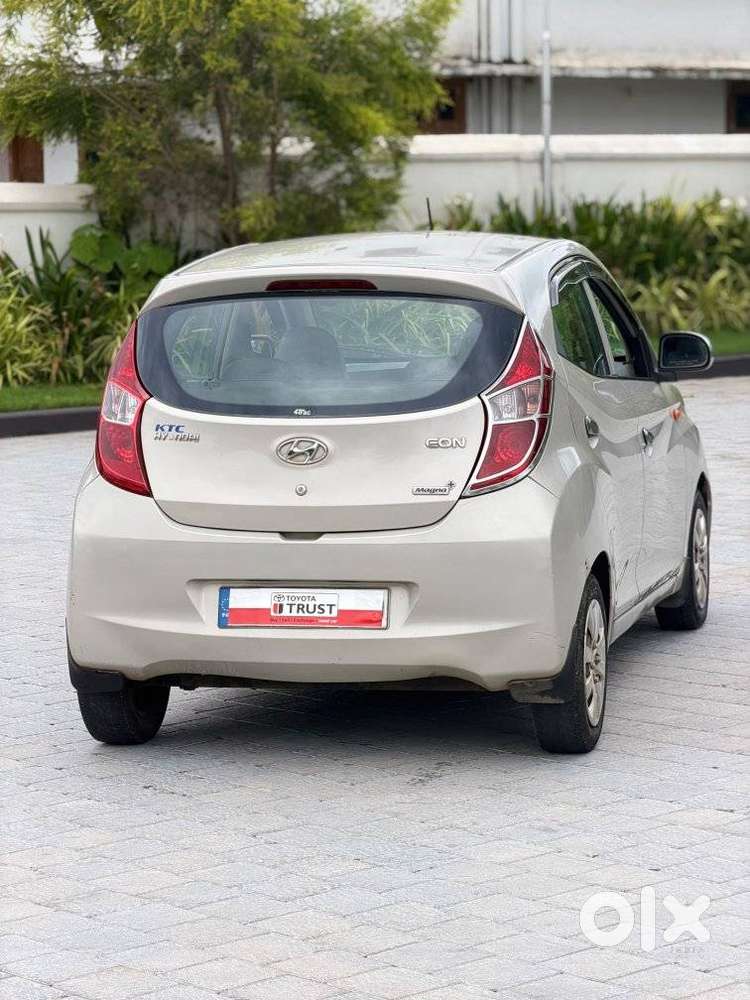 Hyundai Eon Magna +, 2013, Petrol