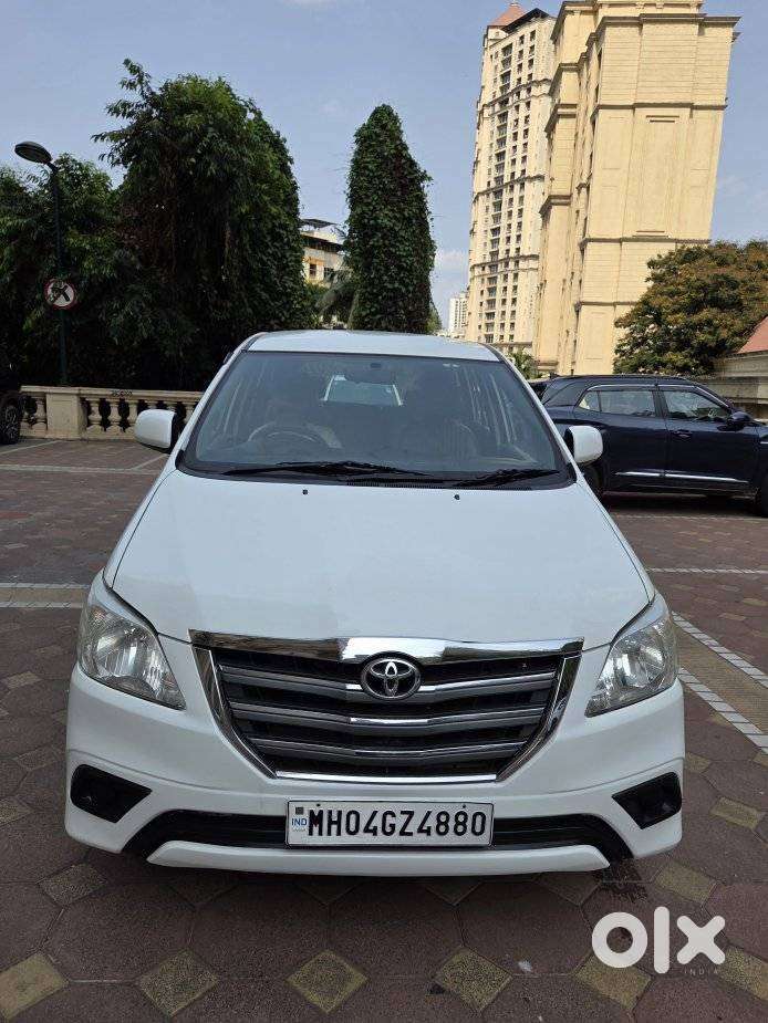 Toyota Innova 2.5 Gx 8 Seater Limited Edition, 2015, Diesel