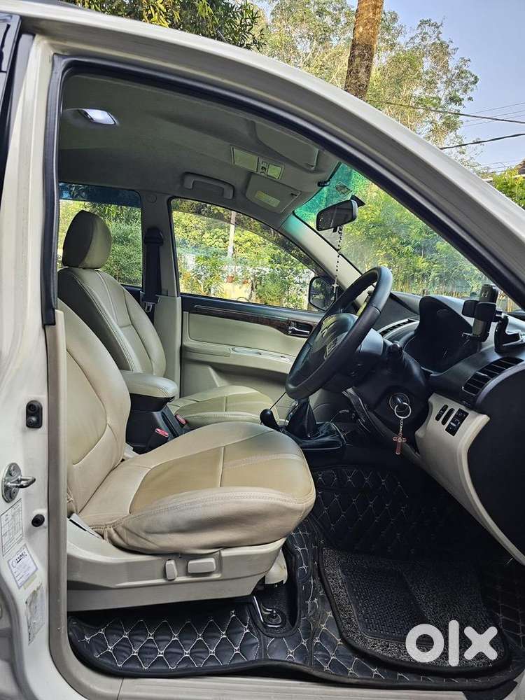 Mitsubishi Pajero Sport 2014 Diesel Well Maintained