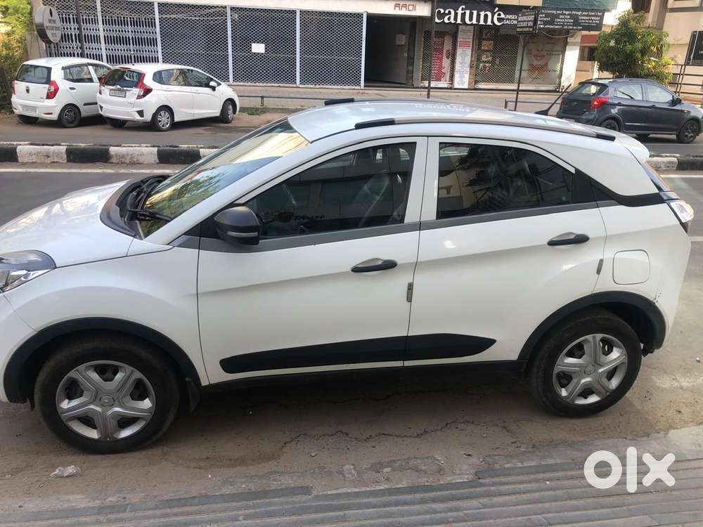 Tata Nexon 1.5 Revotorq Xm (s), 2019, Diesel