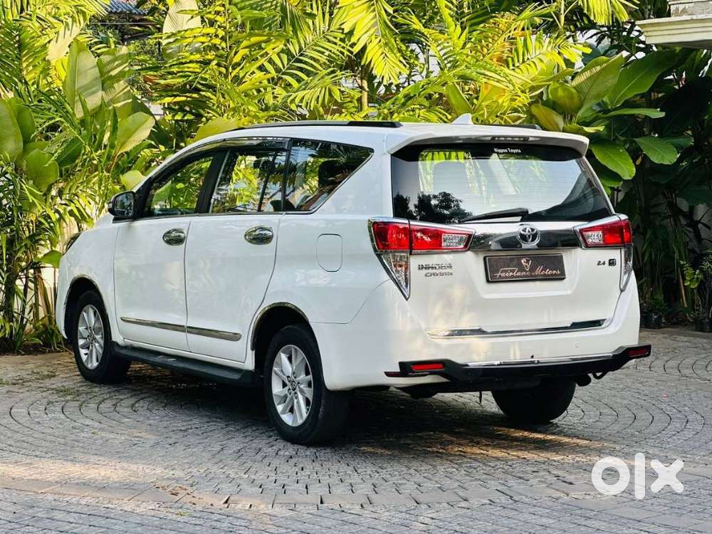 Toyota Innova Crysta 2.4 Gx Mt, 2017, Diesel