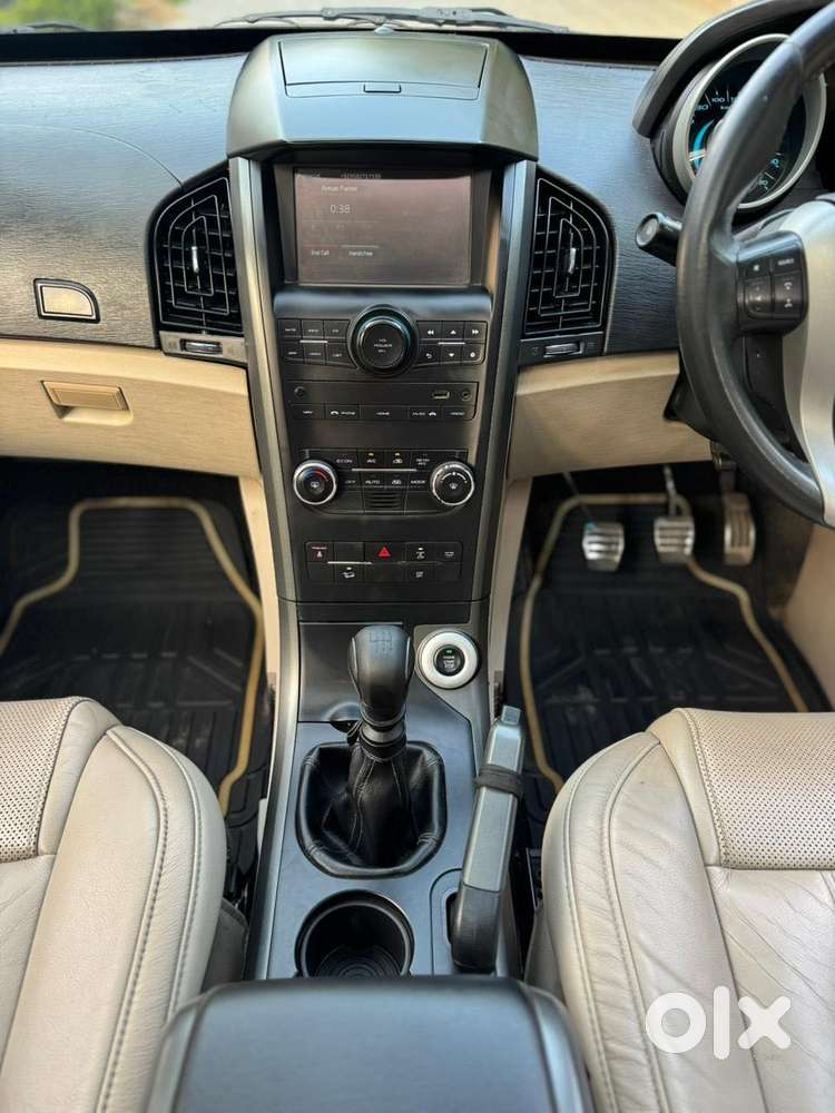 Mahindra Xuv500 2.2 W10 Sportz Edition Mt, 2018, Diesel