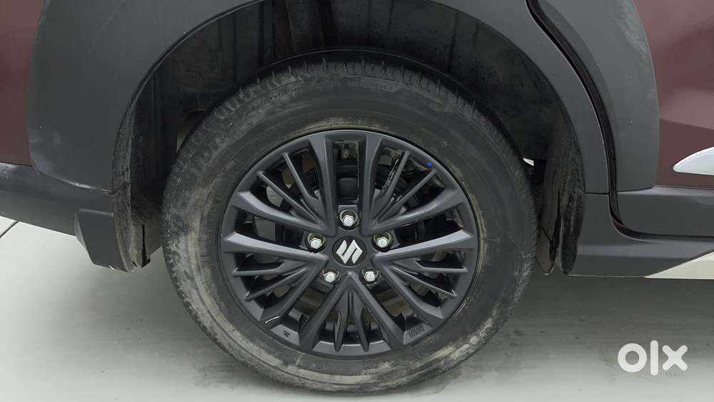 Maruti Suzuki Xl6 1.5 Alpha At, 2021, Petrol