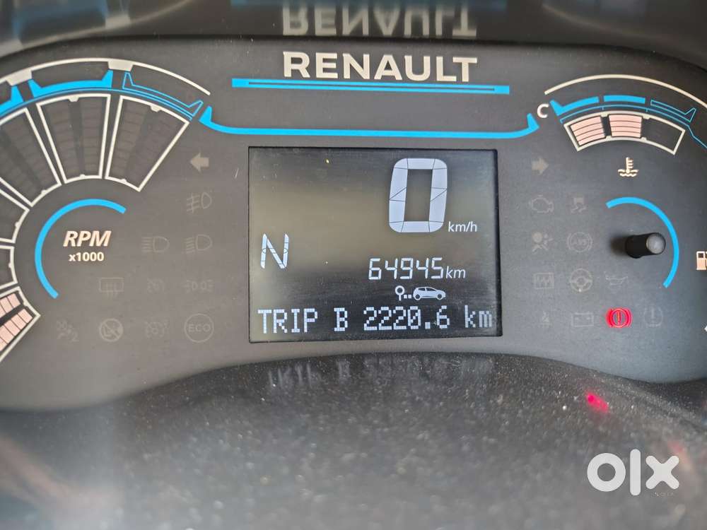 Renault Triber 1.0 Rxz Amt Dual Tone, 2022, Petrol