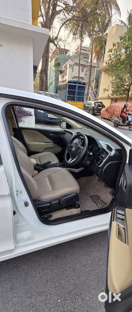 Honda City 2015-2017 I Vtec V, 2016, Petrol