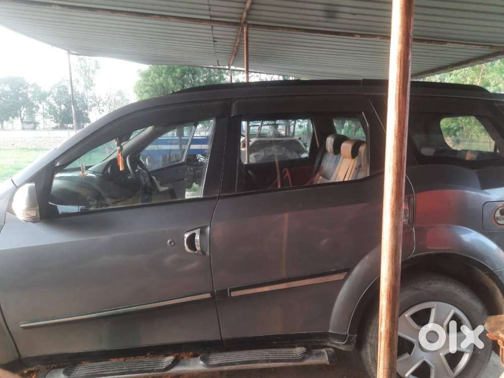 Mahindra Xuv500 2013 Diesel 90000 Km Driven