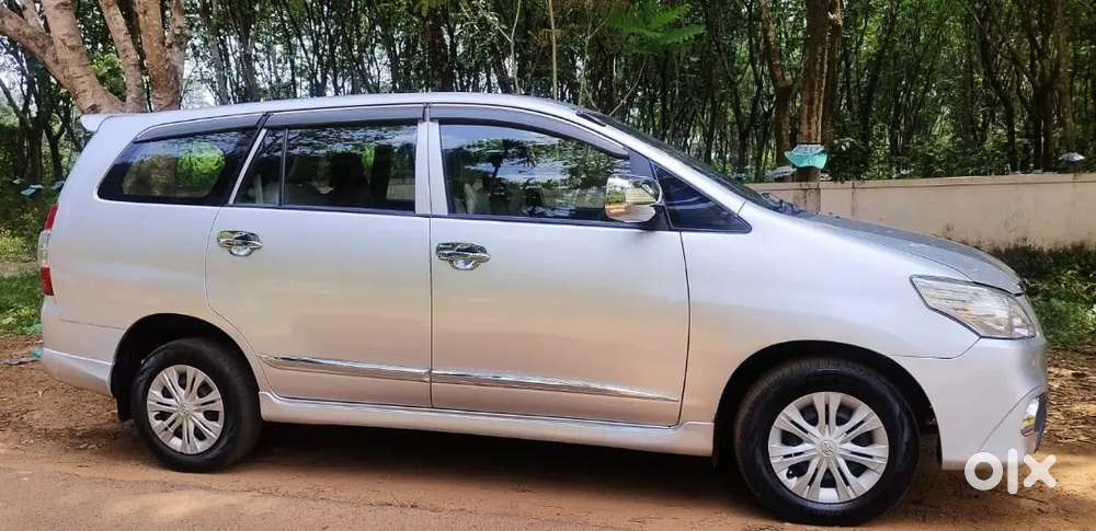 Toyota Innova 2011 Diesel 142000 Km Driven