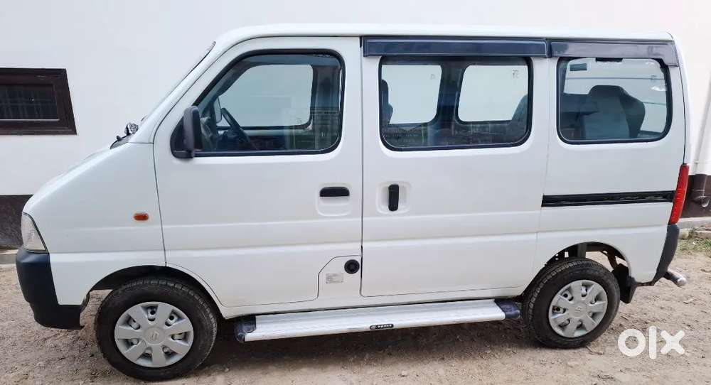 Maruti Suzuki Eeco 2023 Cng & Hybrids 18000 Km Driven