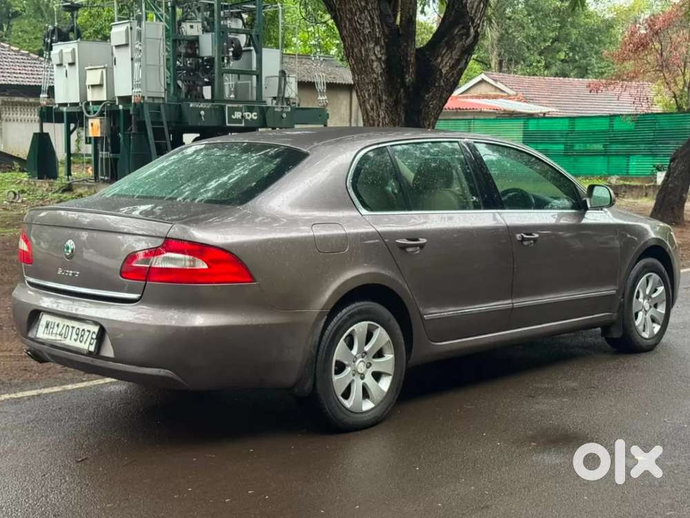 Skoda Superb, 2013, Petrol