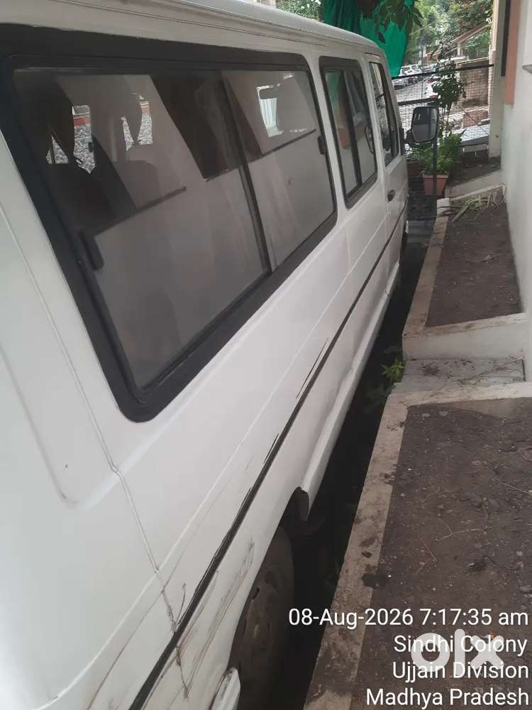 2015 Tata Winger Deluxe - Flat Roof