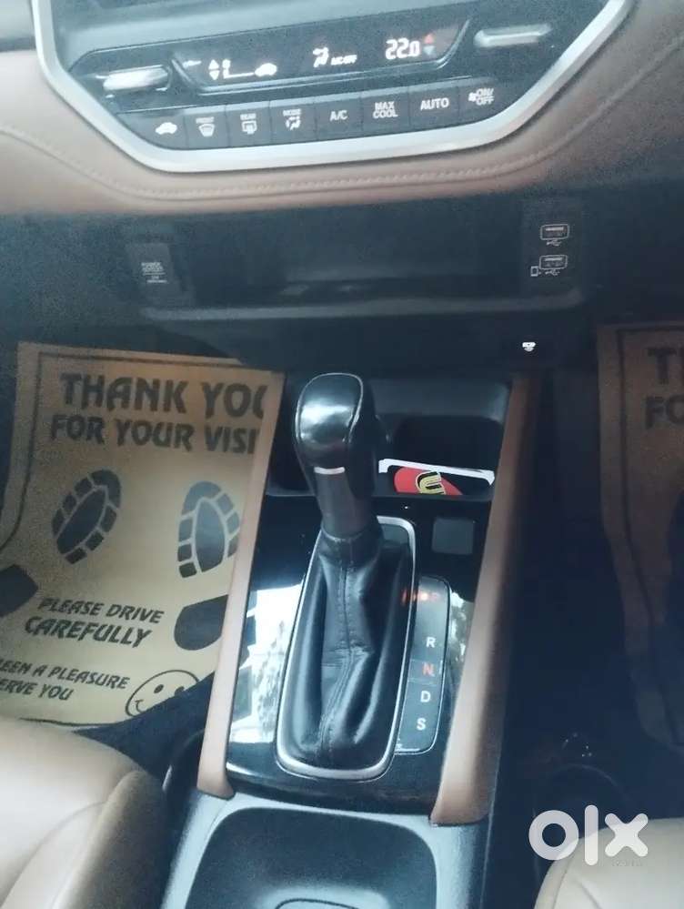 Honda Elevate Zx Cvt (automatic) 2023 Petrol 35000 Kms. First Owner