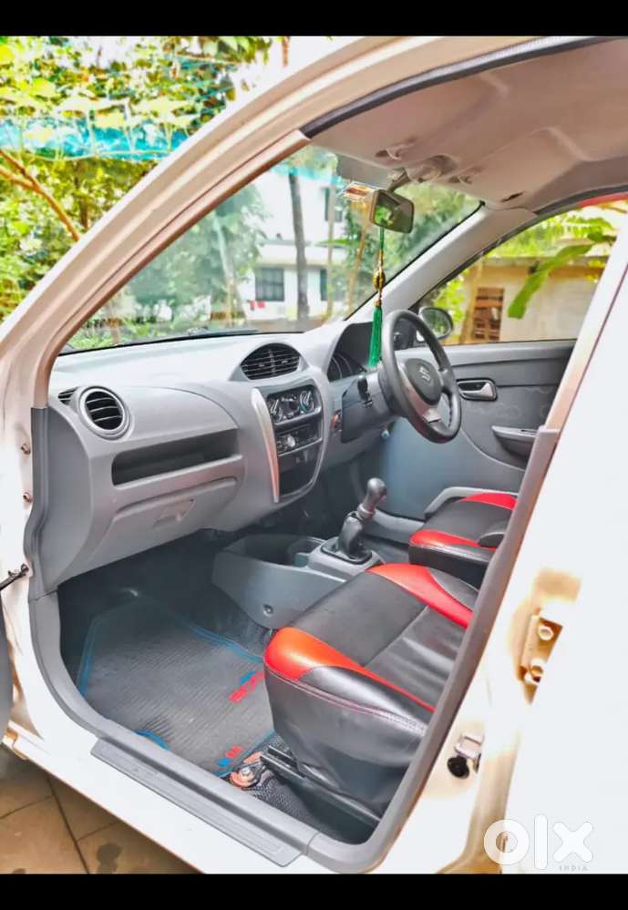 Air Condition
2 New Tyres
Music System
2 Door Power Window
Alloy Wheel