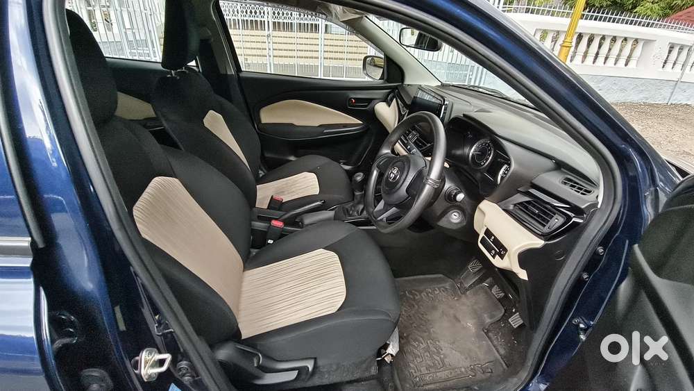 Toyota Glanza 1.2 E, 2023, Petrol