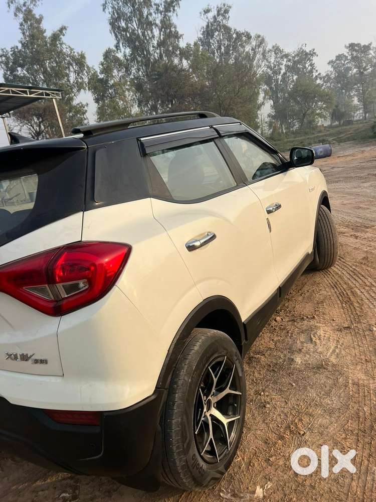 Mahindra Xuv300 19 Diesel 60000 Km Driven