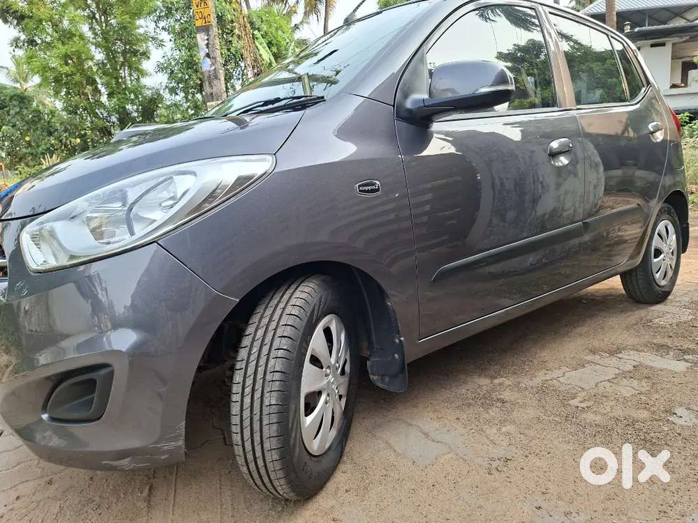 New Tyres. New Insurance. Centre Lock. 4 Door Power Window