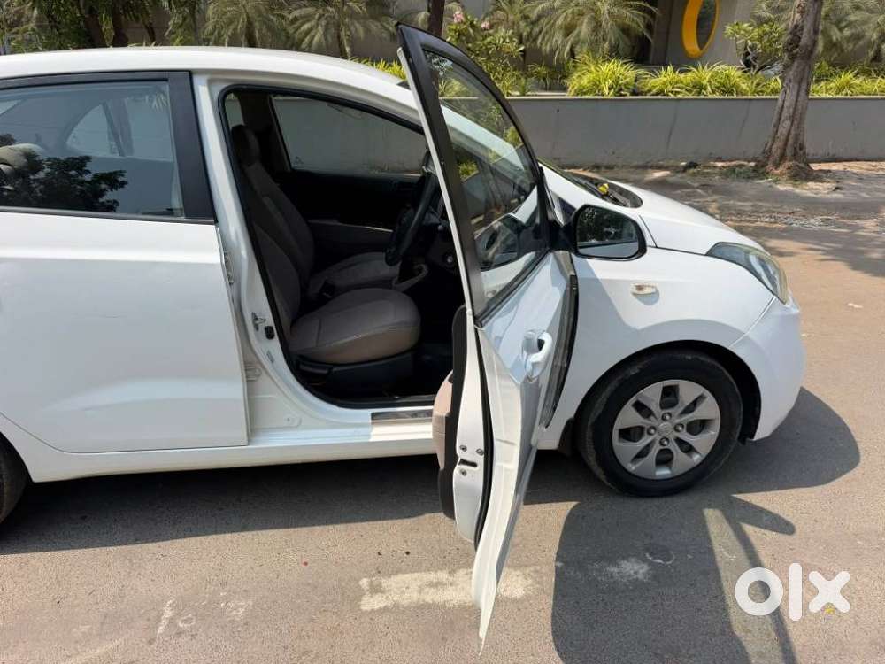 Hyundai Xcent [ ] 1.2 E Plus Petrol, 2017, Petrol