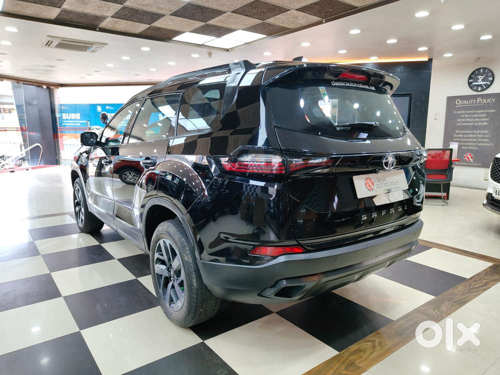 Tata Safari 2.0 Kryotec Xza Plus (o) Red Dark Edition, 2023, Diesel