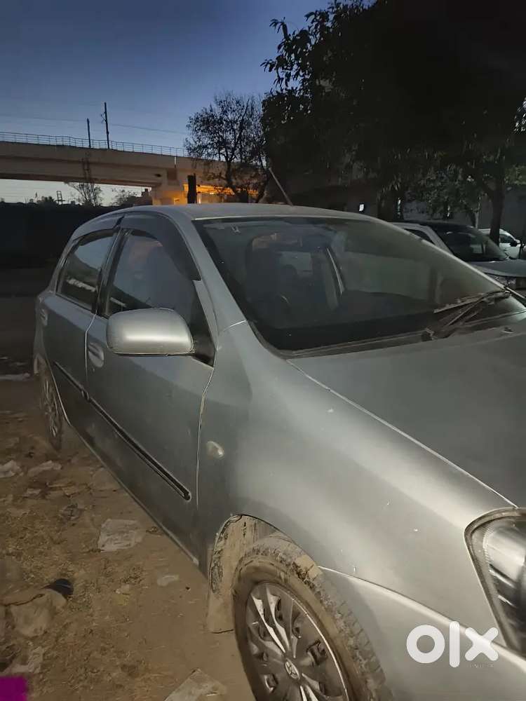 Toyota Etios Liva 2012