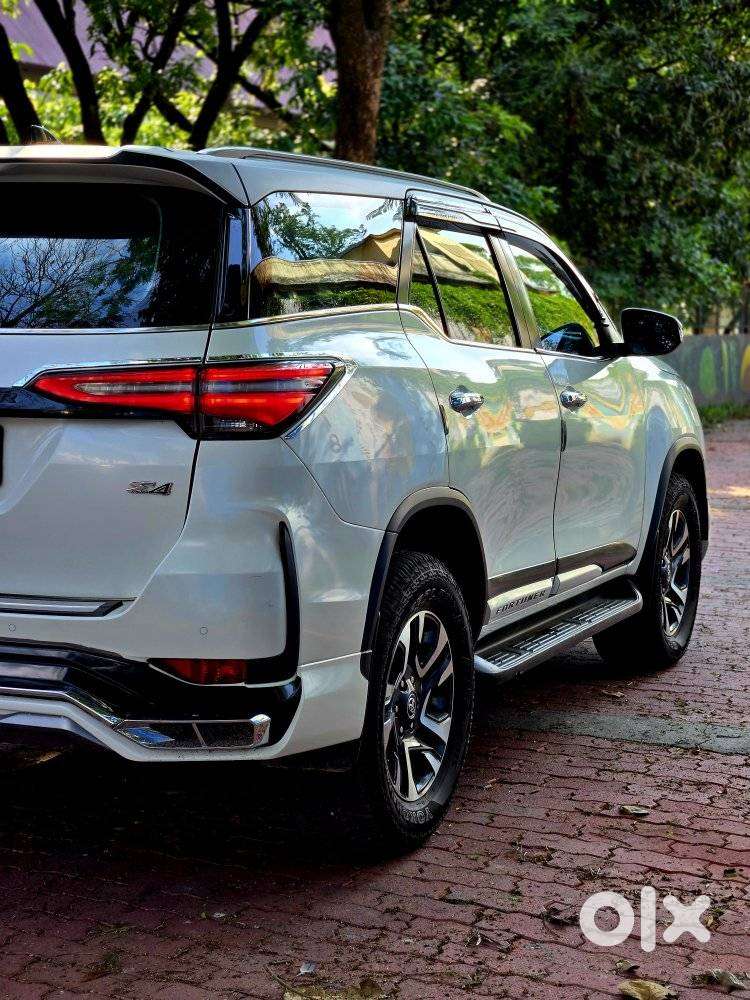 Toyota Fortuner Legender 4x4 At 2.8, 2022, Diesel