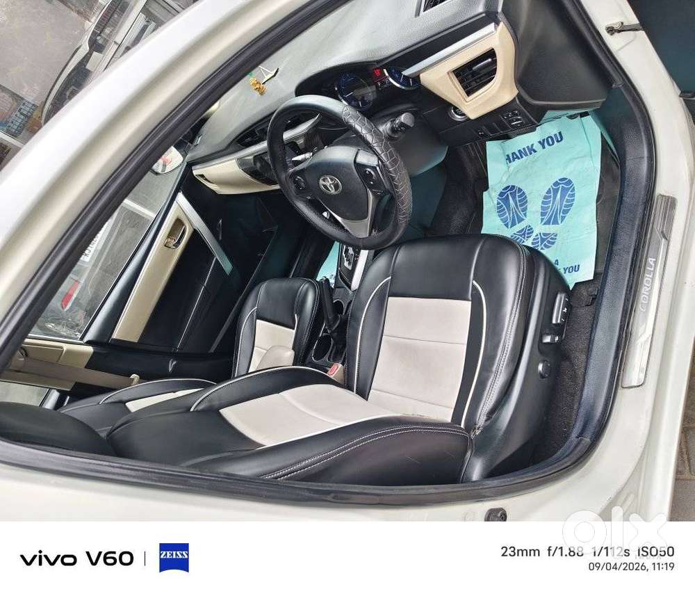 Toyota Corolla Altis G At, 2015, Petrol