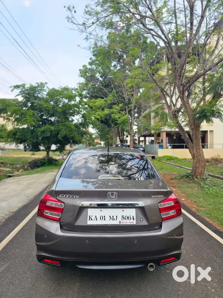 Honda City Zx 2012 Petrol Well Maintained