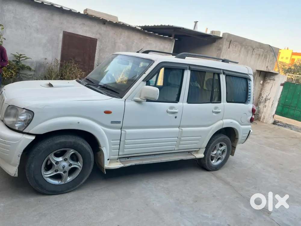 Mahindra Scorpio