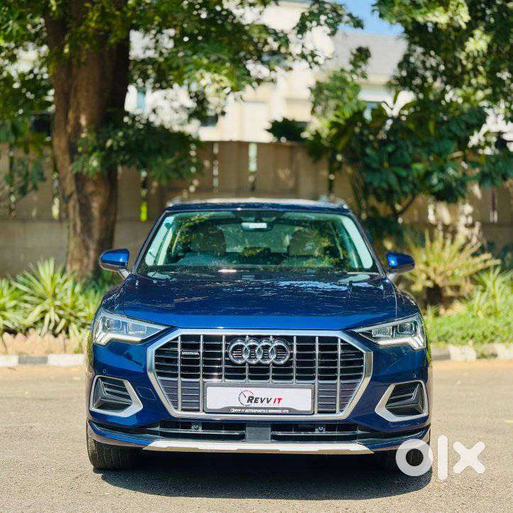 Audi Q3 40 Tfsi Premium, 2023, Petrol