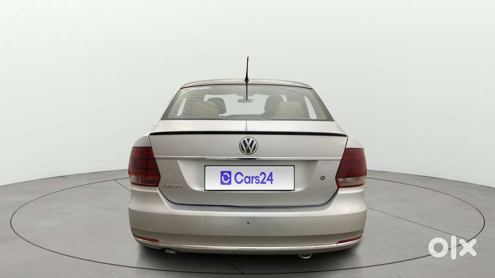 Volkswagen Vento 2013-2015 1.6 Highline, 2016, Petrol