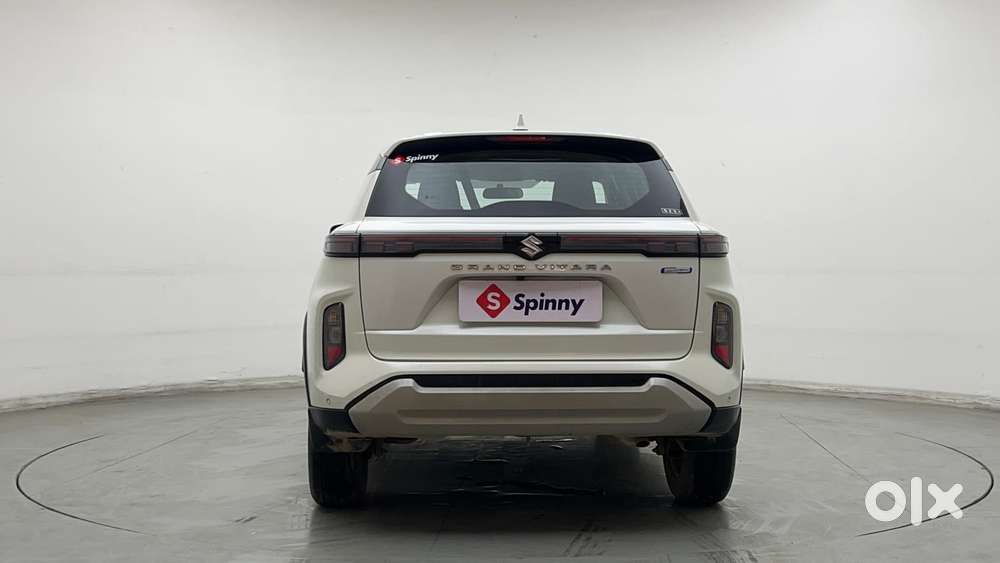 Maruti Suzuki Grand Vitara 1.5 Delta Smart Hybrid At, 2023, Petrol