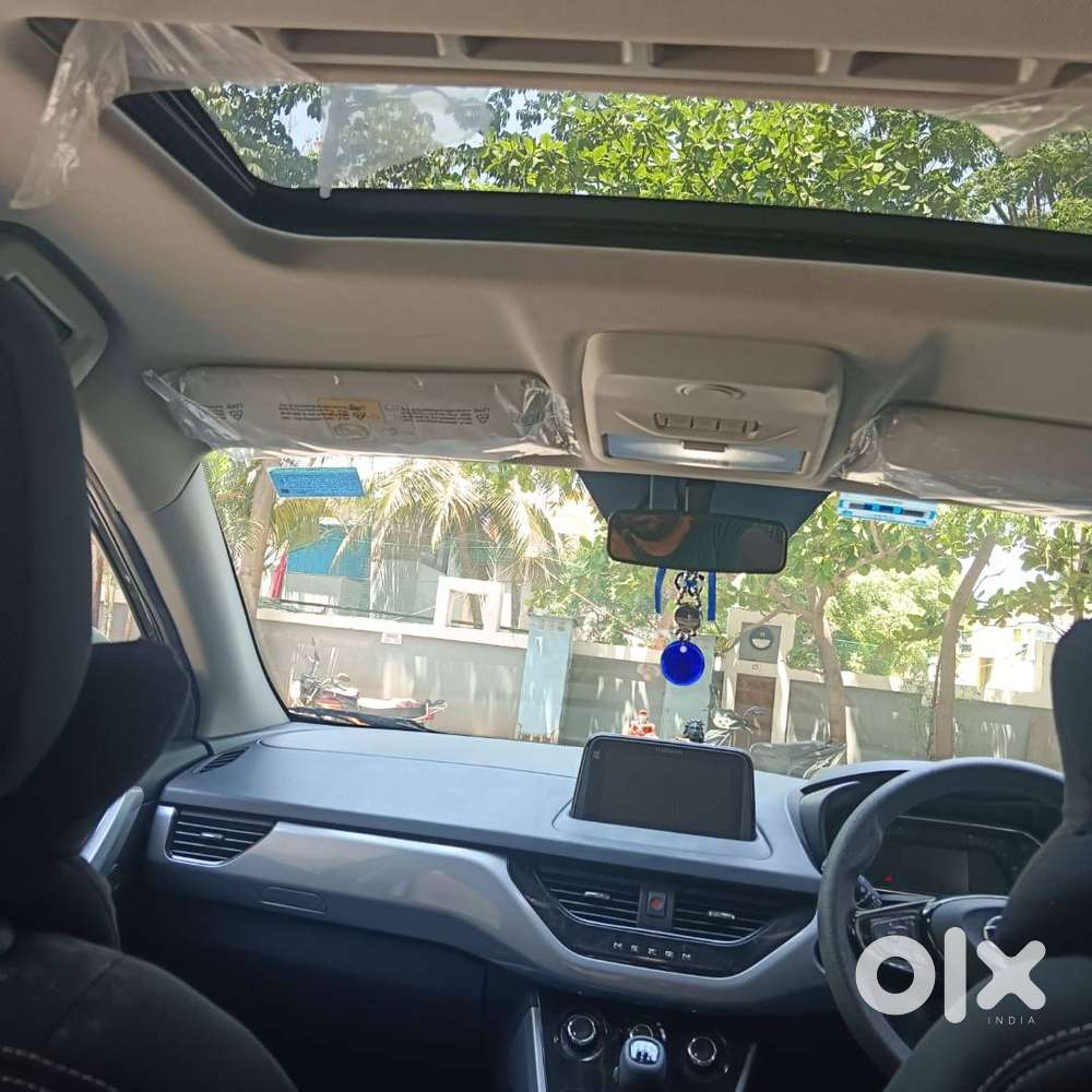 Showroom Conditiontata Nexonxms(petrol/manual)sunroof  Only 12k Kms