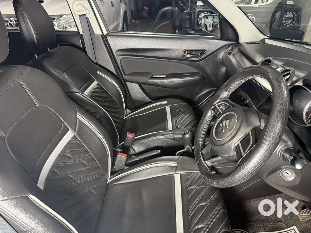 Maruti Suzuki Swift Vxi + Manual, 2022, Petrol