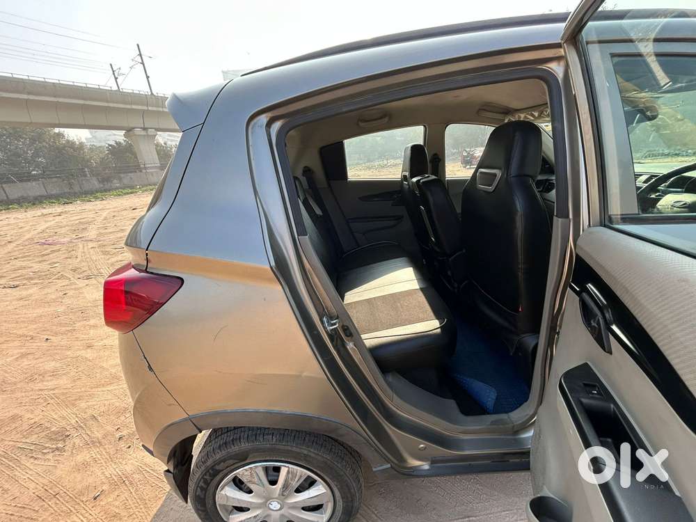 Mahindra Kuv 100 2016-2017 Mfalcon G80 K4, 2016, Petrol