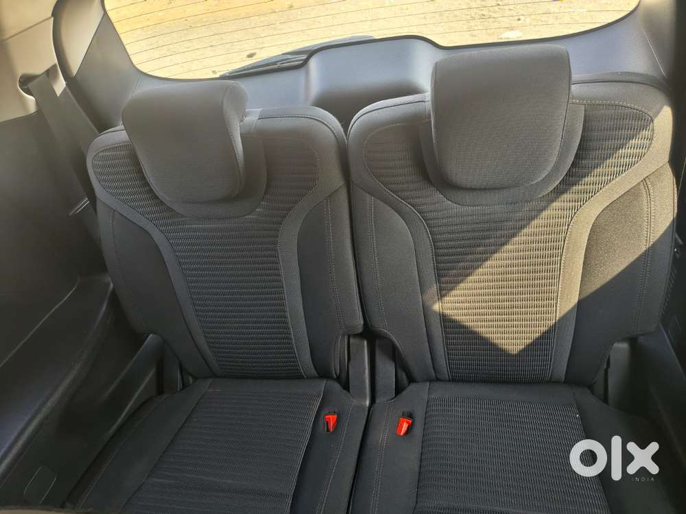 Mahindra Xuv700 2.2 Ax 5 Diesel At 7 Str, 2022, Diesel